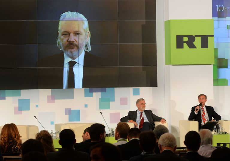 Сооснователь WikiLeaks Джулиан Ассанж участвует в конференции RT Информация, политика, СМИ: формирование нового миропорядка Сооснователь WikiLeaks Джулиан Ассанж участвует в конференции RT Информация, политика, СМИ: формирование нового миропорядка