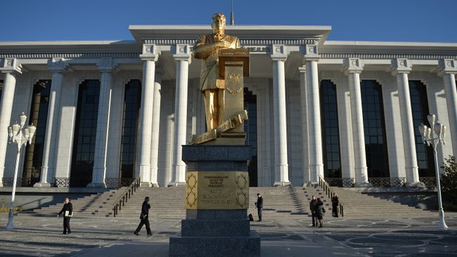 Города мира. Ашхабад