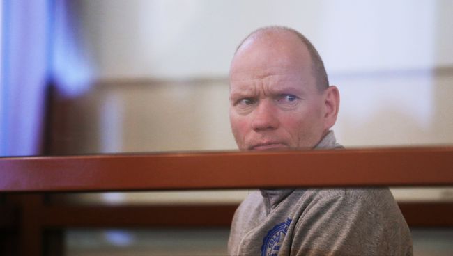 Олег Белов, обвиняемый в убийстве матери, жены и шестерых детей. Архивное фото