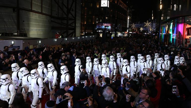 Премьера фильма Звёздные войны: Пробуждение силы в Лондоне Премьера фильма Звёздные войны: Пробуждение силы в Лондоне