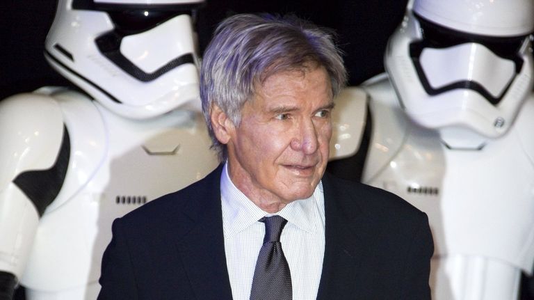 Актер Харрисон Форд на премьере фильма Звездные войны: Пробуждение силы в Лондоне Актер Харрисон Форд на премьере фильма Звездные войны: Пробуждение силы в Лондоне