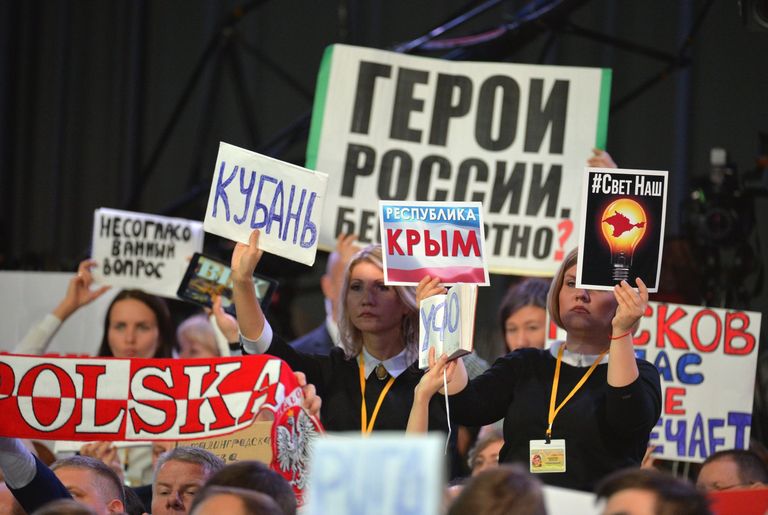 Журналисты на одиннадцатой большой ежегодной пресс-конференции президента России Владимира Путина Журналисты на одиннадцатой большой ежегодной пресс-конференции президента России Владимира Путина
