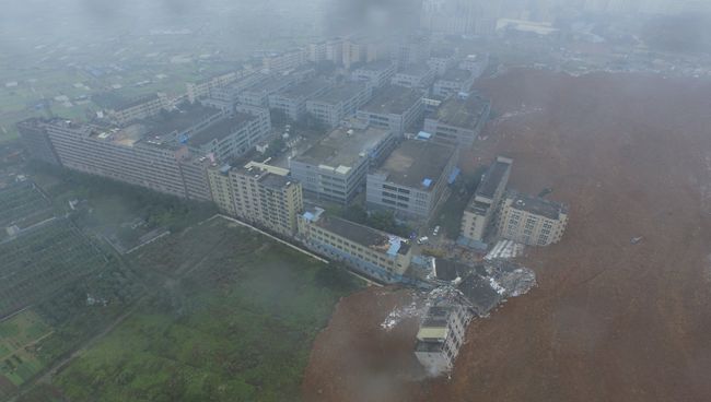 Оползень в Китае Оползень в Китае