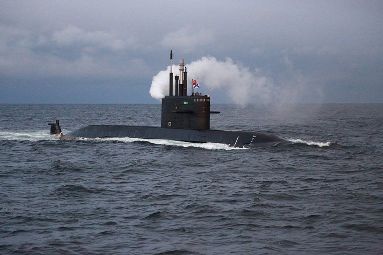 Подлодка проект 677 Лада в Баренцевом море