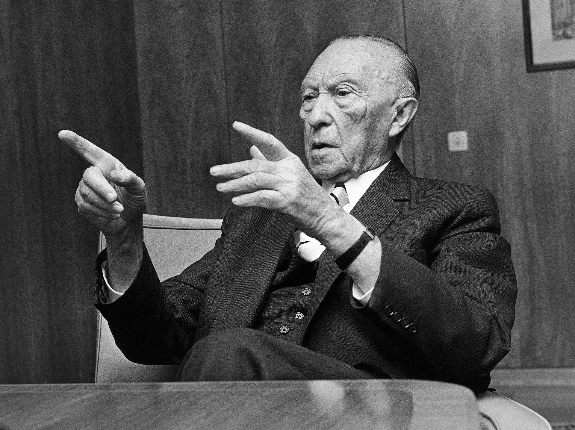 Первый канцлер Федеративной Республики Германия Конрад Аденауэр - РИА Новости, 1920, 01.12.2025