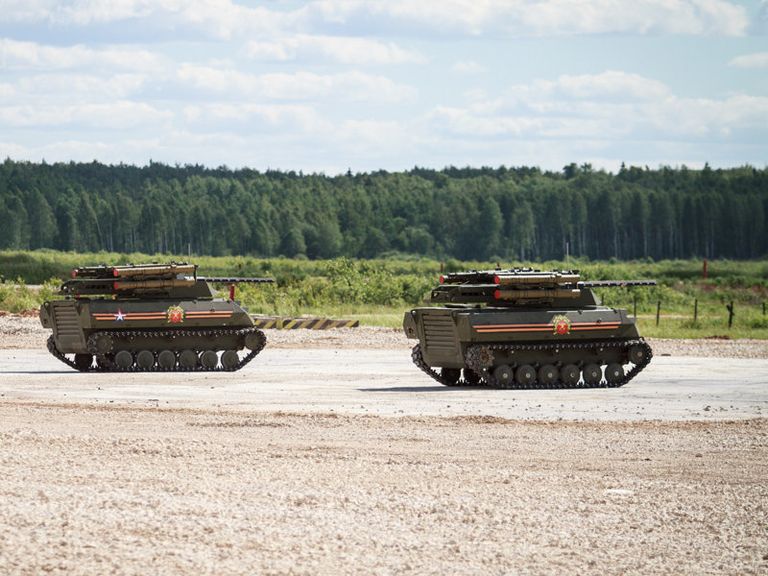 Боевой многофункциональный робототехнический комплекс Уран-9