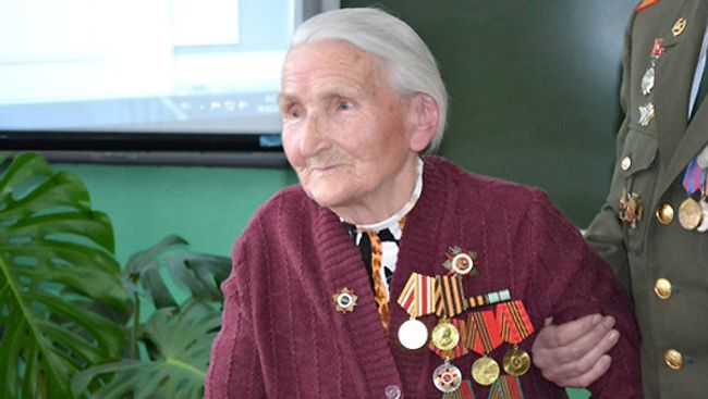 Ветеран Великой Отечественной и Советско-японской войн Елена Вязова Ветеран Великой Отечественной и Советско-японской войн Елена Вязова