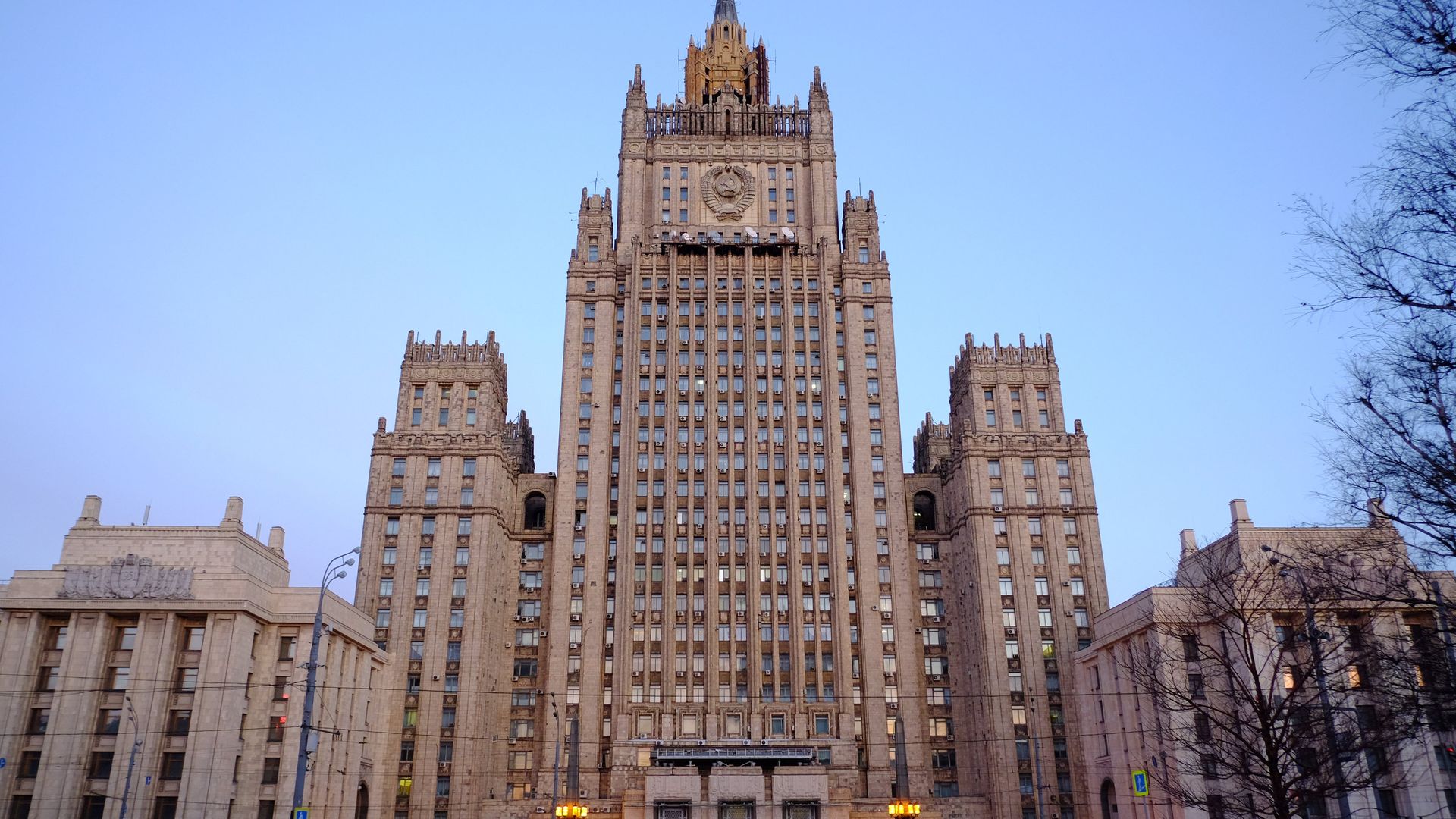 Здание Министерства иностранных дел Российской Федерации на Смоленской-Сенной площади в Москве Здание Министерства иностранных дел Российской Федерации на Смоленской-Сенной площади в Москве - РИА Новости, 1920, 27.01.2022