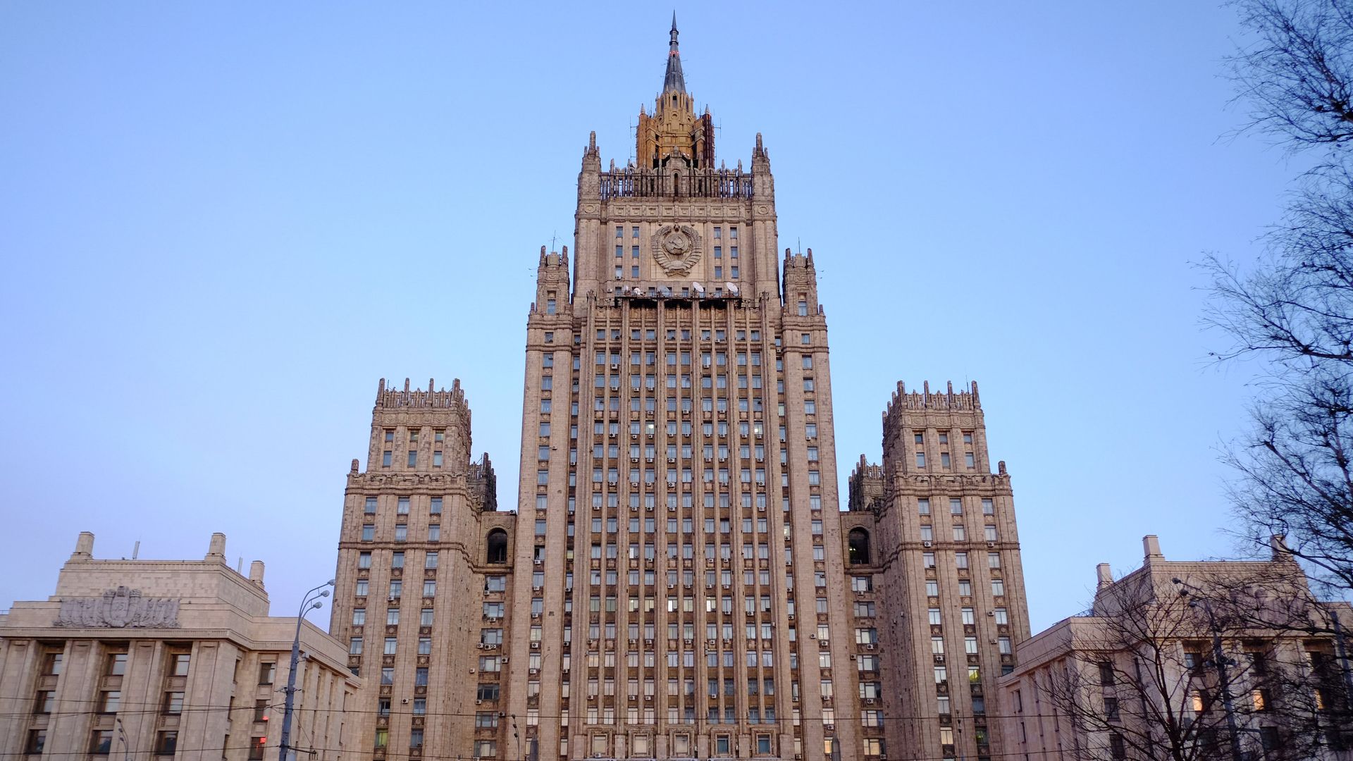 Здание министерства иностранных дел РФ на Смоленской-Сенной площади в Москве Здание министерства иностранных дел РФ на Смоленской-Сенной площади в Москве - РИА Новости, 1920, 17.02.2022