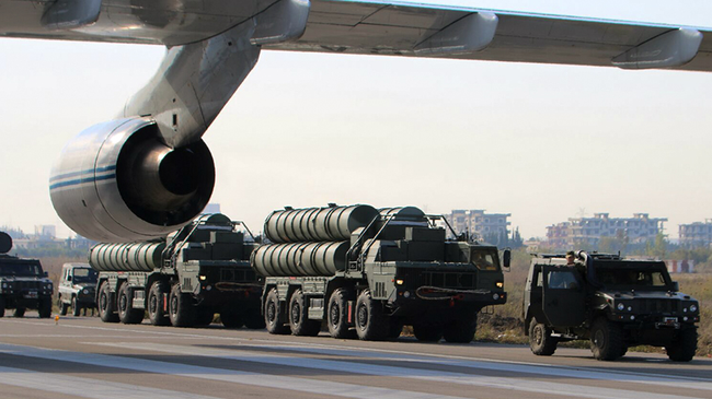 Российская военная техника на авиабазе Хмеймим. Архивное фото Российская военная техника на авиабазе Хмеймим. Архивное фото