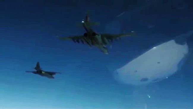 Боевая работа российских Су-25 с АвБ Хмеймим в сопровождении сирийских МиГ-29 Боевая работа российских Су-25 с АвБ Хмеймим в сопровождении сирийских МиГ-29