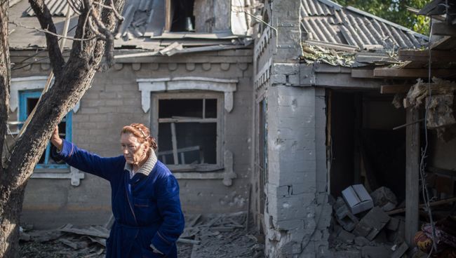 Последствия обстрела поселка Александровка в Донецкой области.Архивное фото Последствия обстрела поселка Александровка в Донецкой области.Архивное фото