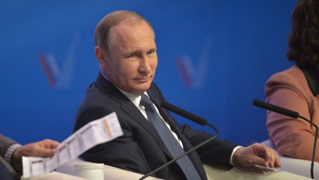 Президент России Владимир Путин принимает участие в пленарном заседании межрегионального форума Общероссийского народного фронта (ОНФ) в Ставрополе Президент России Владимир Путин принимает участие в пленарном заседании межрегионального форума Общероссийского народного фронта (ОНФ) в Ставрополе