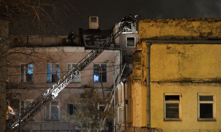 Пожар на швейном предприятии на востоке Москвы Пожар на швейном предприятии на востоке Москвы