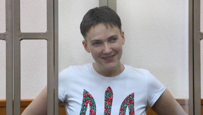 Гражданка Украины Надежда Савченко, обвиняемая по делу о гибели российских журналистов в Донбассе, на заседании Донецкого городского суда Ростовской области. Архивное фото