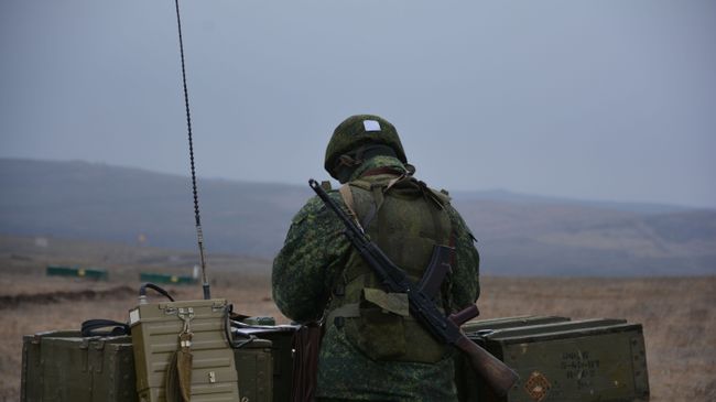 Тактические военные учения в ЛНР. Архивное фото Тактические военные учения в ЛНР. Архивное фото