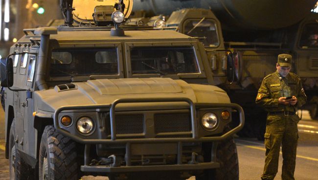 Бронированный автомобиль ГАЗ-2330 Тигр. Архивное фото