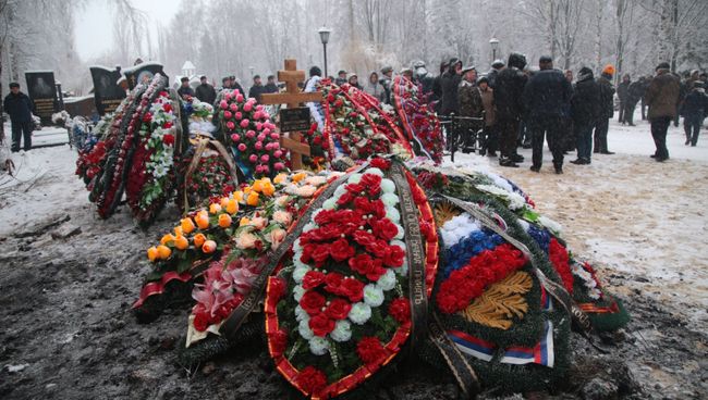 Могила героя России подполковника Олега Пешкова, погибшего в Сирии. Архивное фото Могила героя России подполковника Олега Пешкова, погибшего в Сирии. Архивное фото
