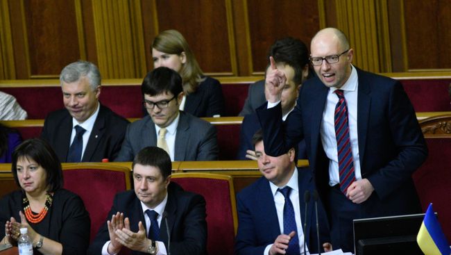 Арсений Яценюк на заседании Верховной Рады Украины в Киеве 16 февраля 2016 года. Архивное фото Арсений Яценюк на заседании Верховной Рады Украины в Киеве 16 февраля 2016 года. Архивное фото
