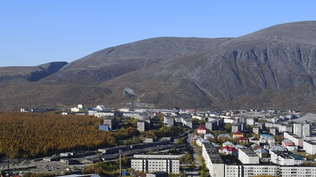 Вид на город Кировск. Архивное фото