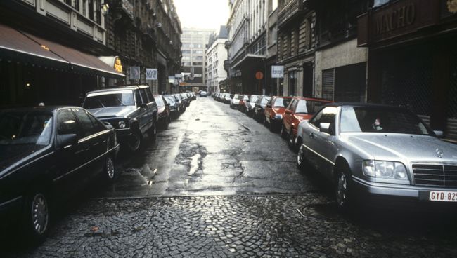 Одна из улиц города Брюсселя. Архивное фото Одна из улиц города Брюсселя. Архивное фото