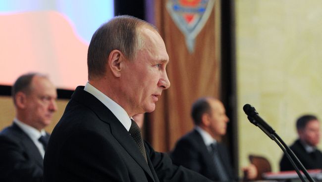 Президент России Владимир Путин выступает на заседании коллегии Федеральной службы безопасности в Москве Президент России Владимир Путин выступает на заседании коллегии Федеральной службы безопасности в Москве