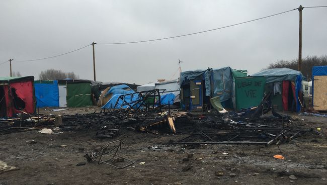 Лагерь мигрантов Джунгли во французском городе Кале. Архивное фото