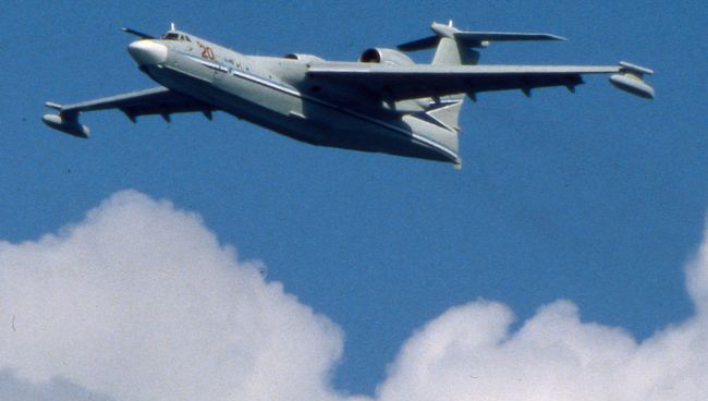 Самолет-амфибия А-40 (Альбатрос). Архивное фото Самолет-амфибия А-40 (Альбатрос). Архивное фото