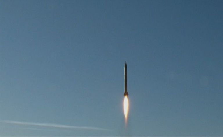 Тестовый запуск баллистической ракеты в Иране Тестовый запуск баллистической ракеты в Иране