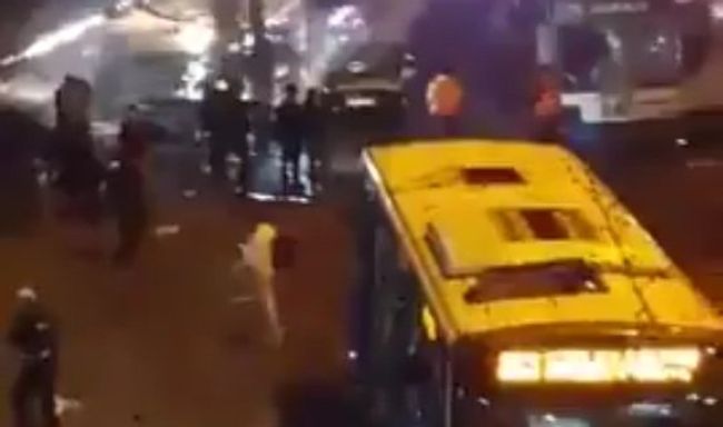 Очевидцы опубликовали видео с места взрыва в Анкаре Очевидцы опубликовали видео с места взрыва в Анкаре