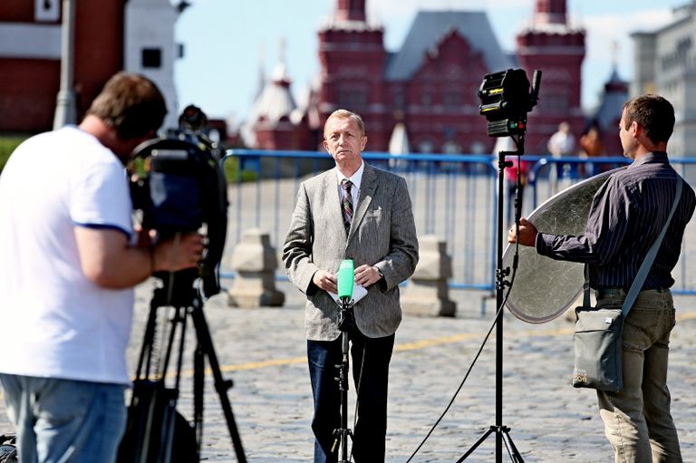 Политический обозреватель телекомпании НТВ Владимир Кондратьев Политический обозреватель телекомпании НТВ Владимир Кондратьев