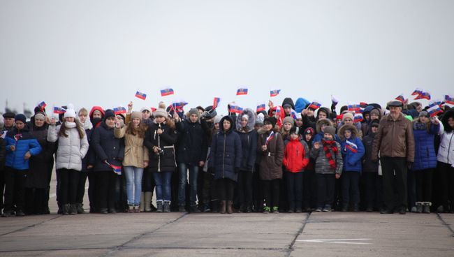 Первая группа бомбардировщиков Су-34 из Сирии приземлилась под Воронежем