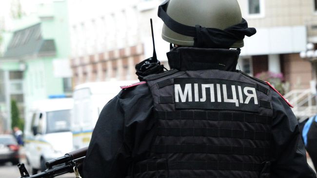 Сотрудники правоохранительных органов МВД Украины в Донецке. Архивное фото Сотрудники правоохранительных органов МВД Украины в Донецке. Архивное фото