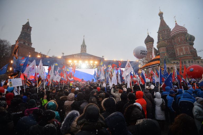 Митинг-концерт Мы вместе на Васильевском спуске Митинг-концерт Мы вместе на Васильевском спуске