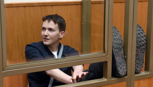Гражданка Украины Надежда Савченко в зале заседаний Донецкого городского суда Ростовской области