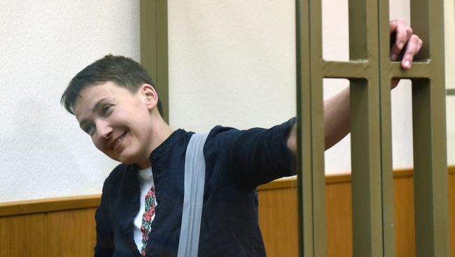 Гражданка Украины Надежда Савченко в зале заседаний Донецкого городского суда Ростовской области Гражданка Украины Надежда Савченко в зале заседаний Донецкого городского суда Ростовской области