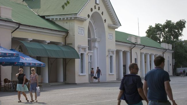 Здание железнодорожного вокзала Феодосии