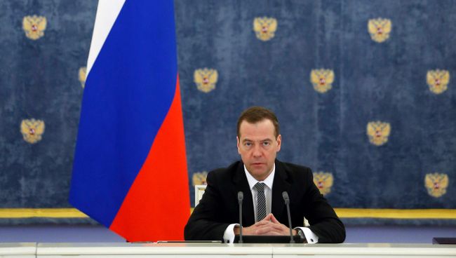 Председатель правительства РФ Дмитрий Медведев проводит заседание кабинета министров РФ в резиденции Горки. 31 марта 2016
