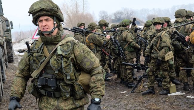 Военнослужащие во время первого этапа совместных тактических учений подразделений ВДВ РФ и Сил специальных операций (ССО) Белоруссии на полигоне Поливна в Ульяновской области. Архивное фото Военнослужащие во время первого этапа совместных тактических учений подразделений ВДВ РФ и Сил специальных операций (ССО) Белоруссии на полигоне Поливна в Ульяновской области. Архивное фото