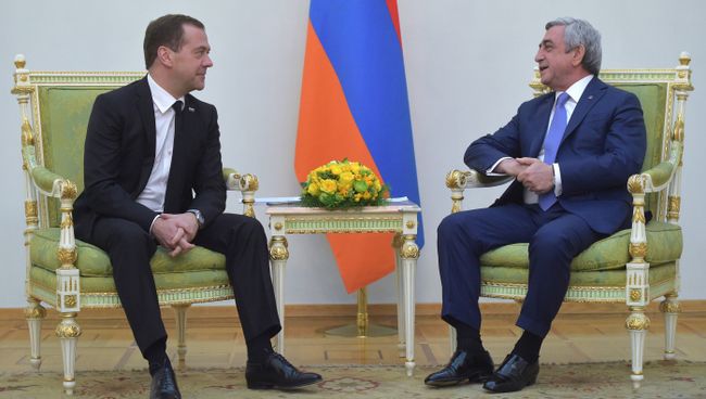 Официальный визит премьер-министра РФ Д. Медведева в Армению