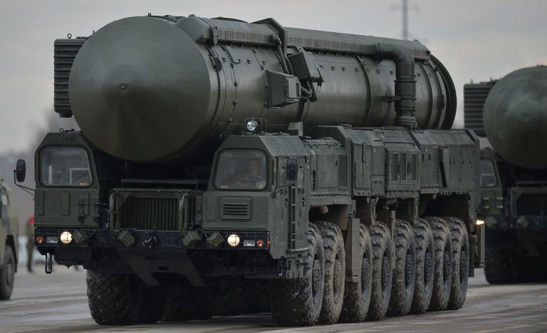 Межконтинентальная баллистическая ракета Ярс механизированной колонны войск Московского гарнизона Центрального военного округа Межконтинентальная баллистическая ракета Ярс механизированной колонны войск Московского гарнизона Центрального военного округа