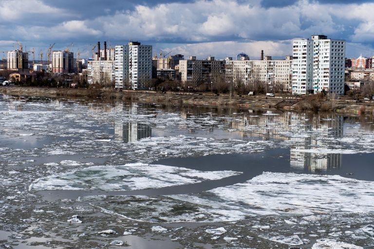 Ледоход на Иртыше в Омске Ледоход на Иртыше в Омске