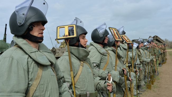 Военнослужащие инженерно-саперных подразделений 58-й общевойсковой армии ЮВО. Архивное фото