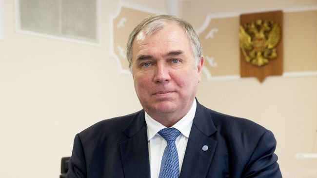 Михаил Чудаков