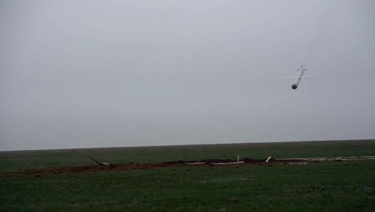 На полигоне в Астраханской области проведен боевой пуск ракеты из комплекса Искандер-М На полигоне в Астраханской области проведен боевой пуск ракеты из комплекса Искандер-М