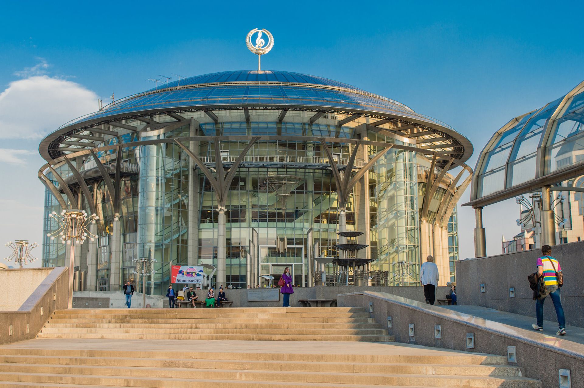 Московский международный дом музыки в Москве Московский международный дом музыки в Москве - РИА Новости, 1920, 14.01.2026