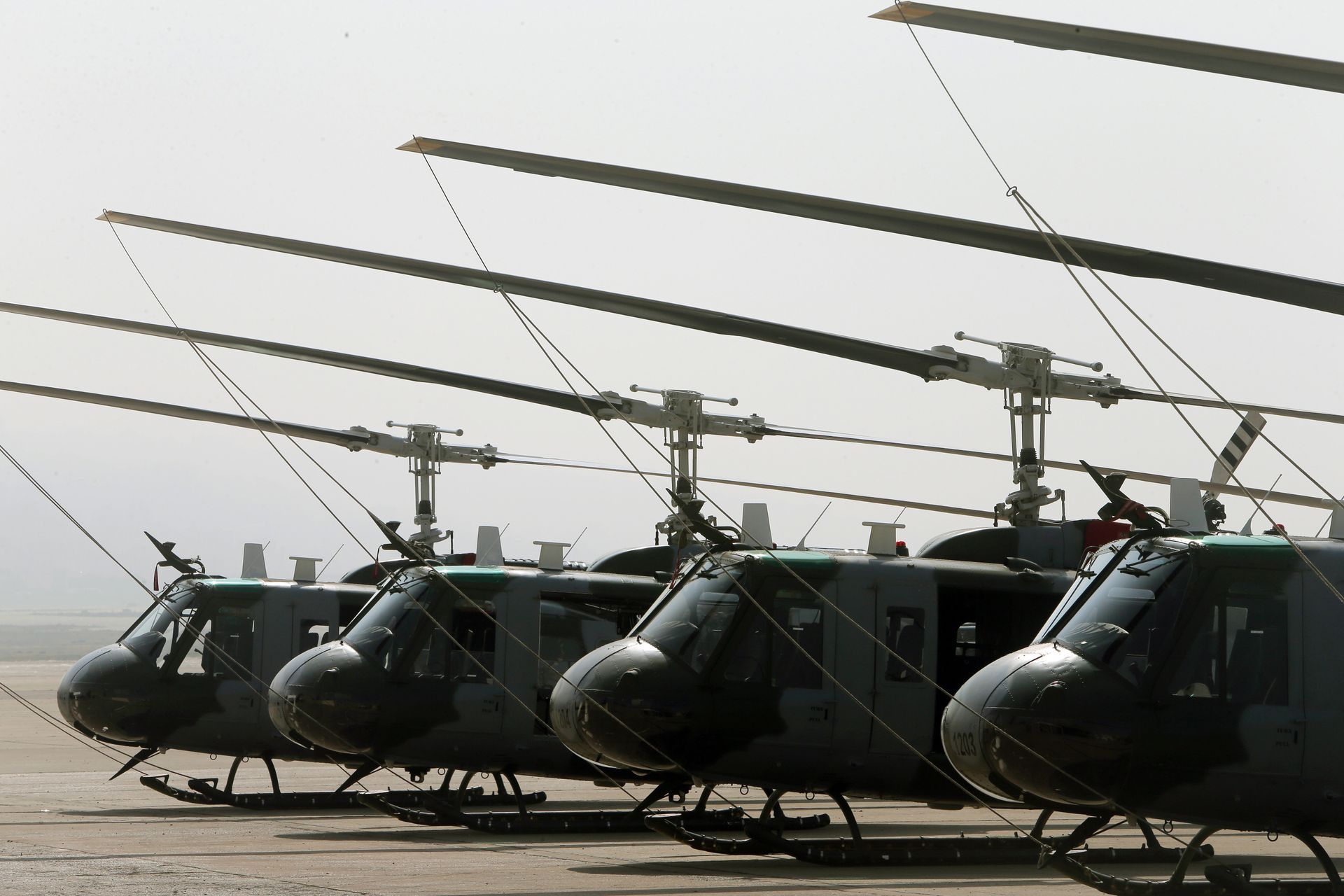 Вертолеты UH-1 Вертолеты UH-1 - РИА Новости, 1920, 27.11.2020