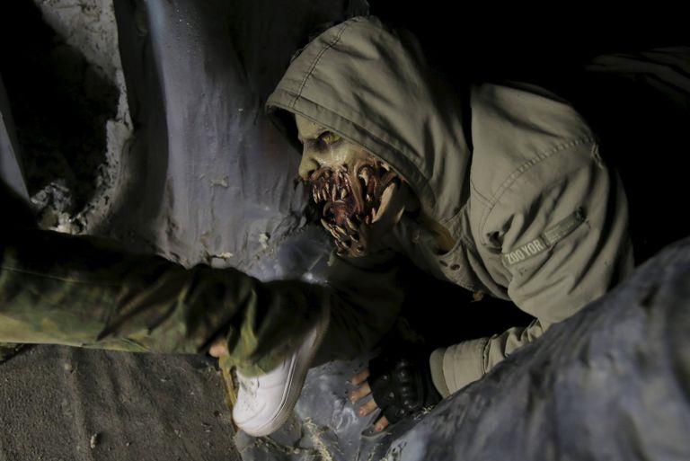 Игра S.T.A.L.K.E.R В тени Чернобыля Игра S.T.A.L.K.E.R В тени Чернобыля
