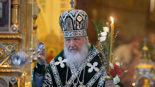 Патриарх Московский и всея Руси Кирилл во время Патриаршего служения в канун Вербного воскресенья в Храме Христа Спасителя в Москве