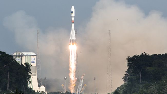 Старт ракеты-носителя Союз с космодрома Куру, Французская Гвиана. Архивное фото Старт ракеты-носителя Союз с космодрома Куру, Французская Гвиана. Архивное фото